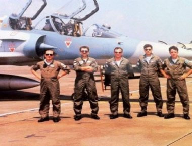 Οταν οι Ελληνες πιλότοι έσπασαν τα τζάμια της Σμύρνης (φωτό)